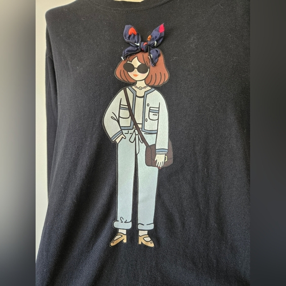 MIMI long Sleeve Black Shirt with A Graphic  Design And Bow. Size Medium - Picture 4 of 14